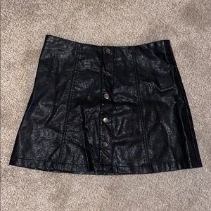 Size medium Forever 21 black button up skirt!